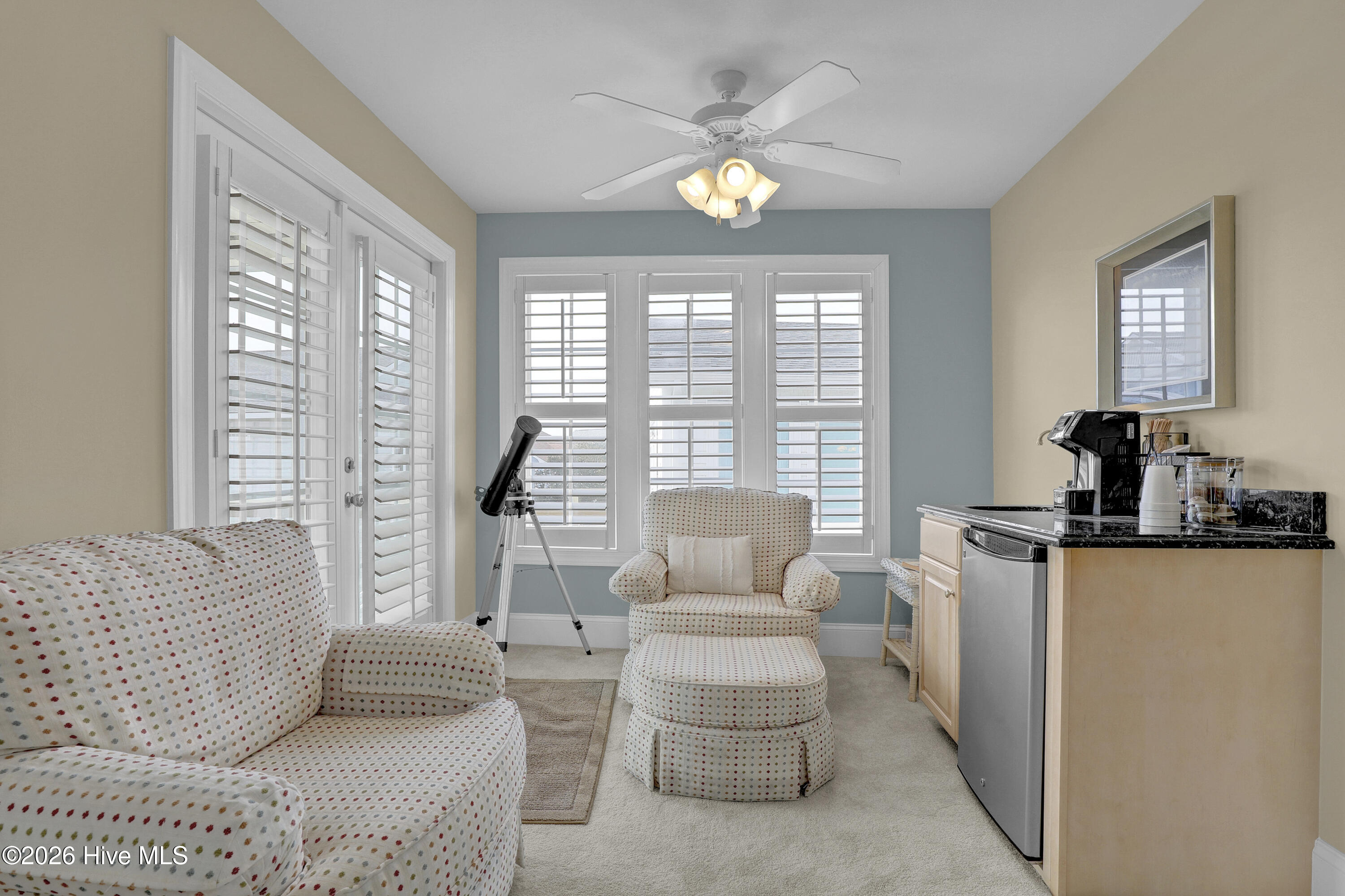24 Sandy Lane