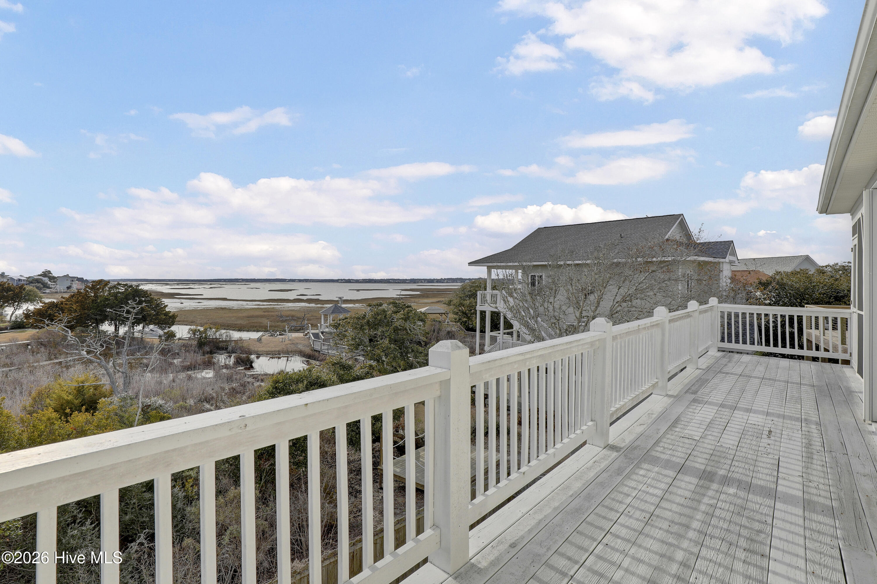 24 Sandy Lane