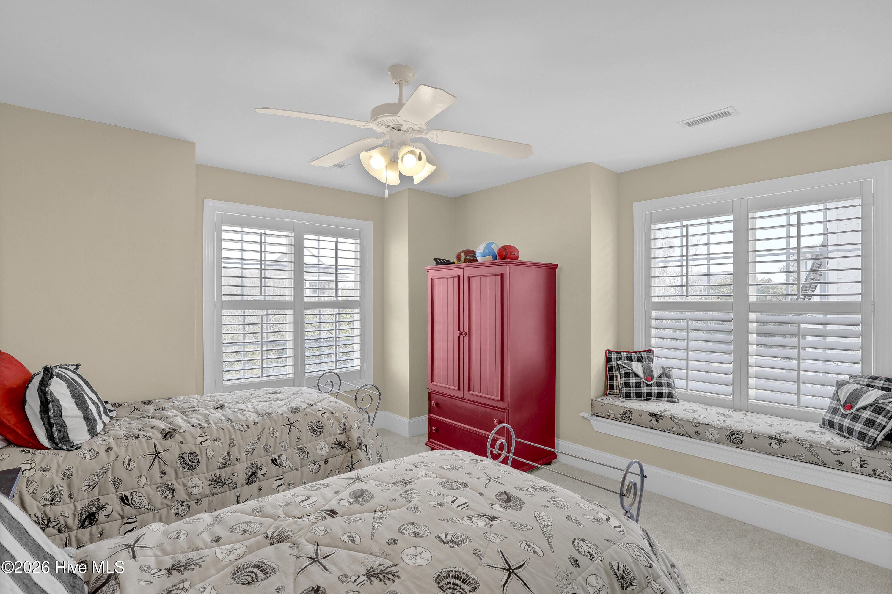 24 Sandy Lane