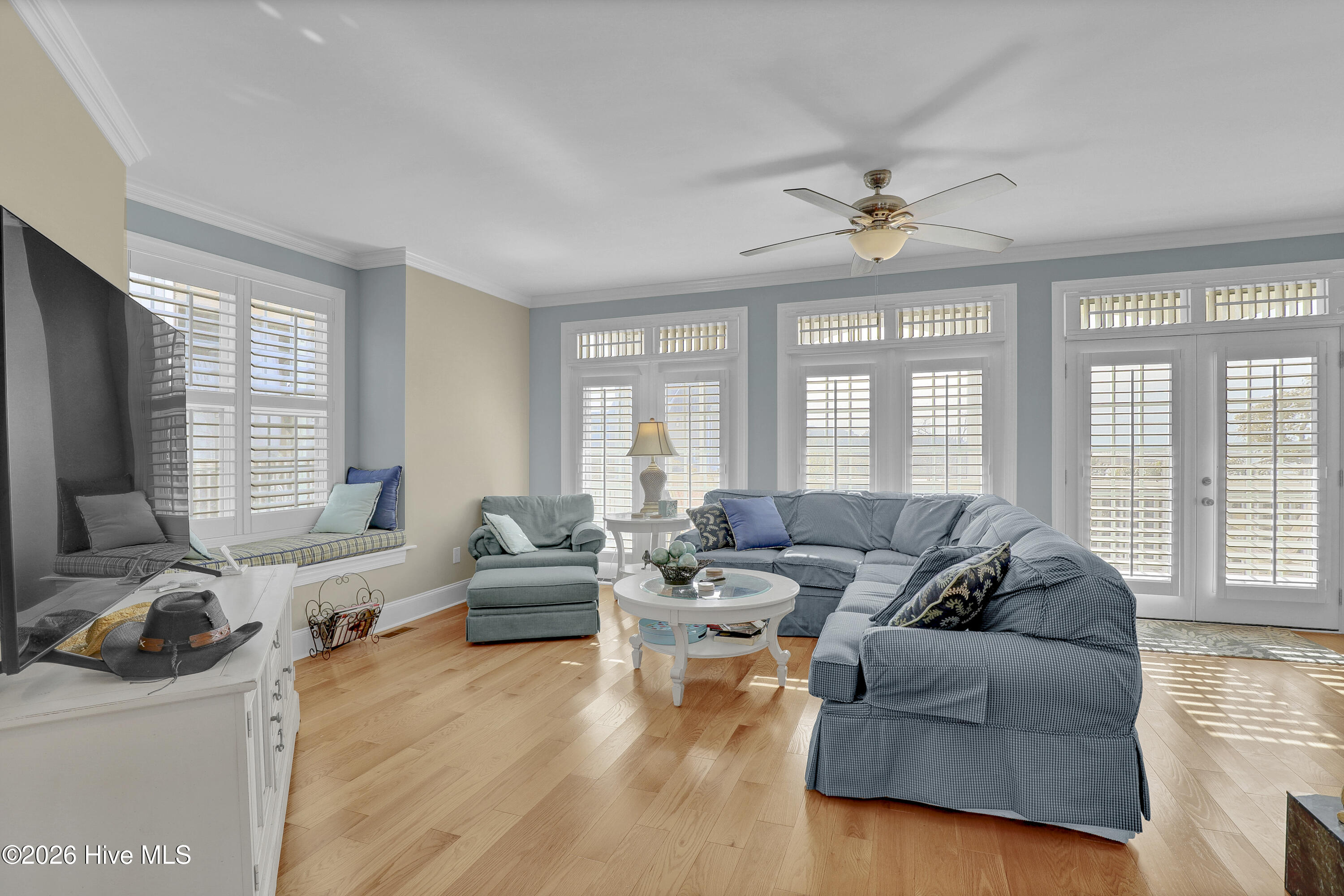 24 Sandy Lane