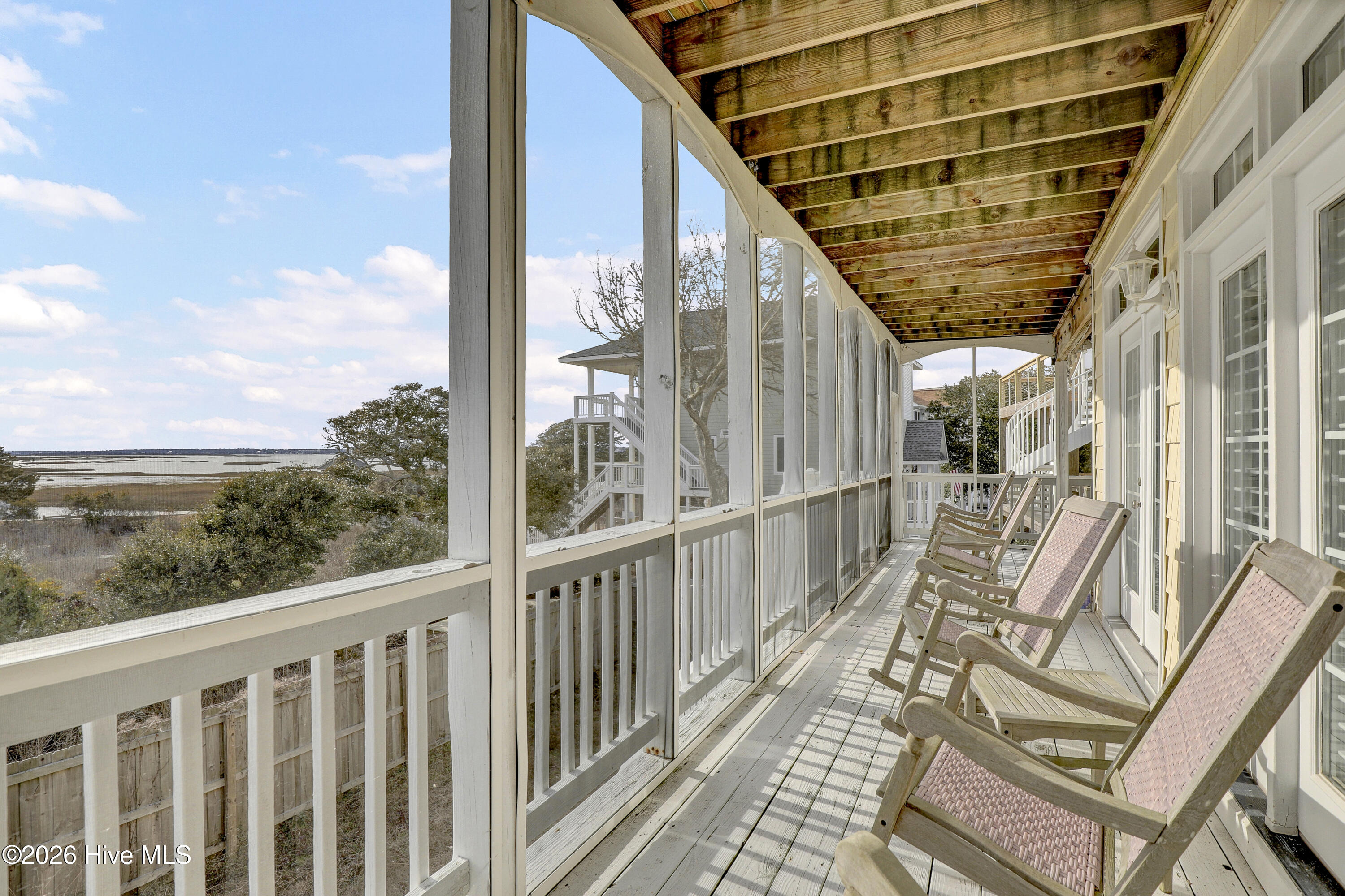 24 Sandy Lane