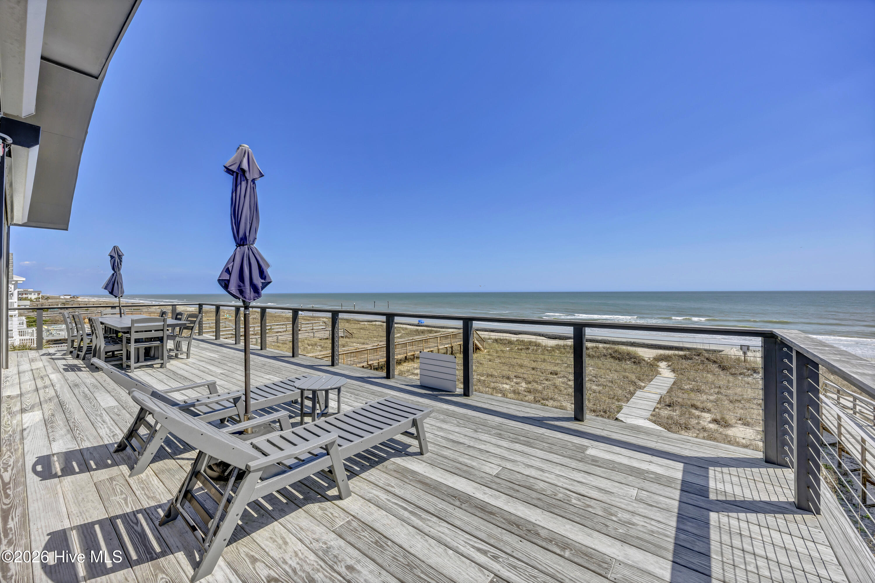 834 Fort Fisher Boulevard N