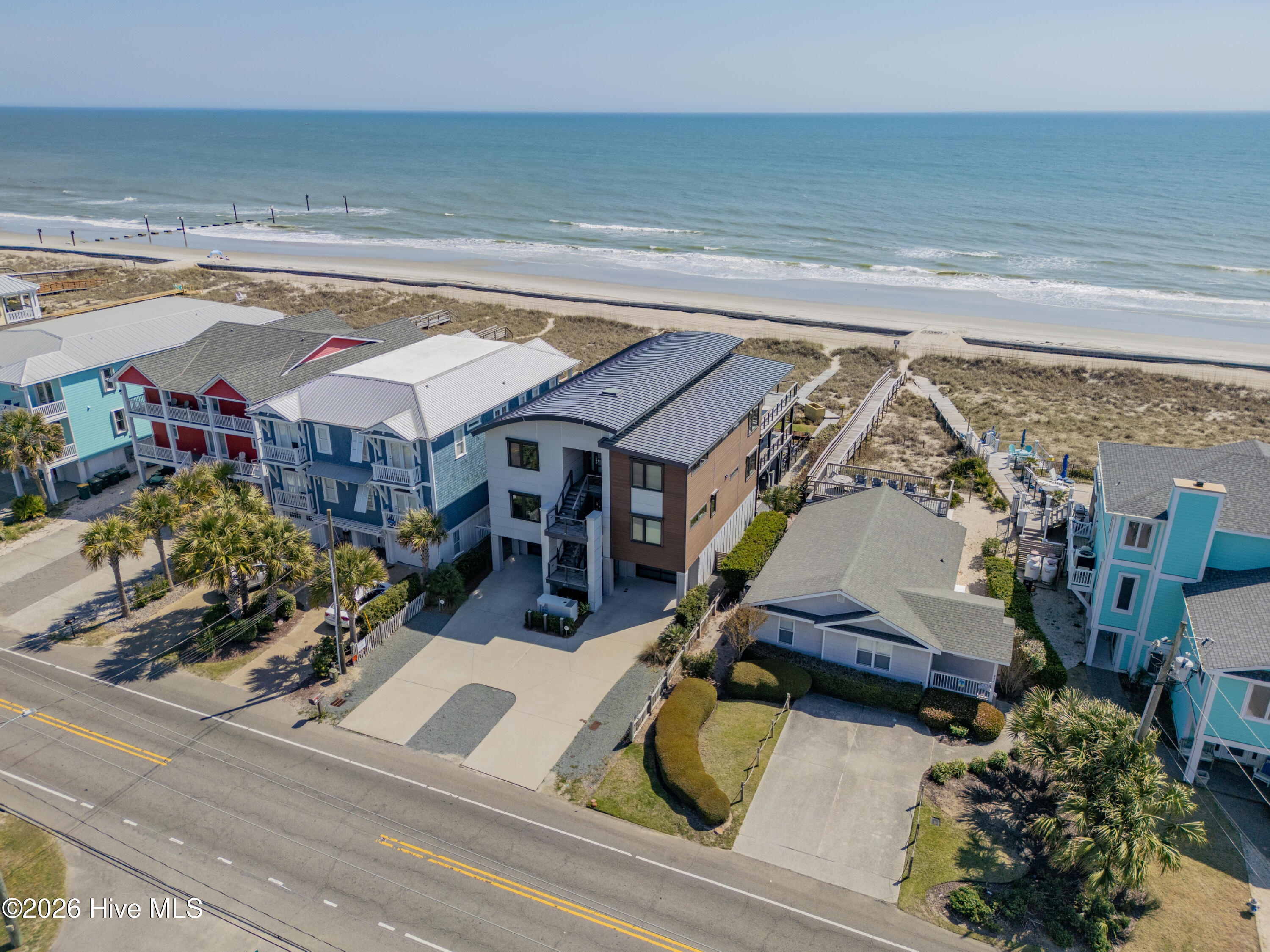 834 Fort Fisher Boulevard N