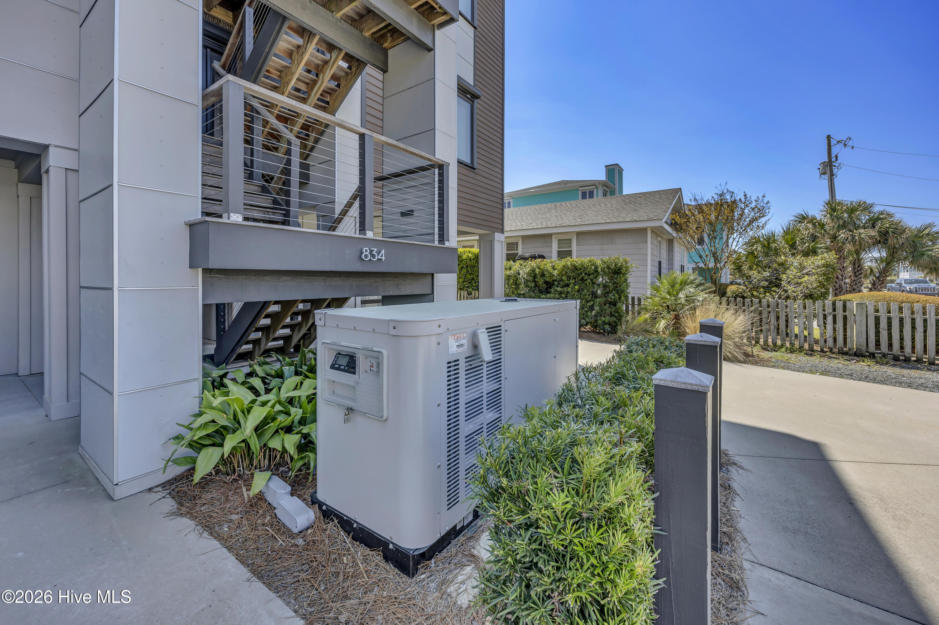 834 Fort Fisher Boulevard N