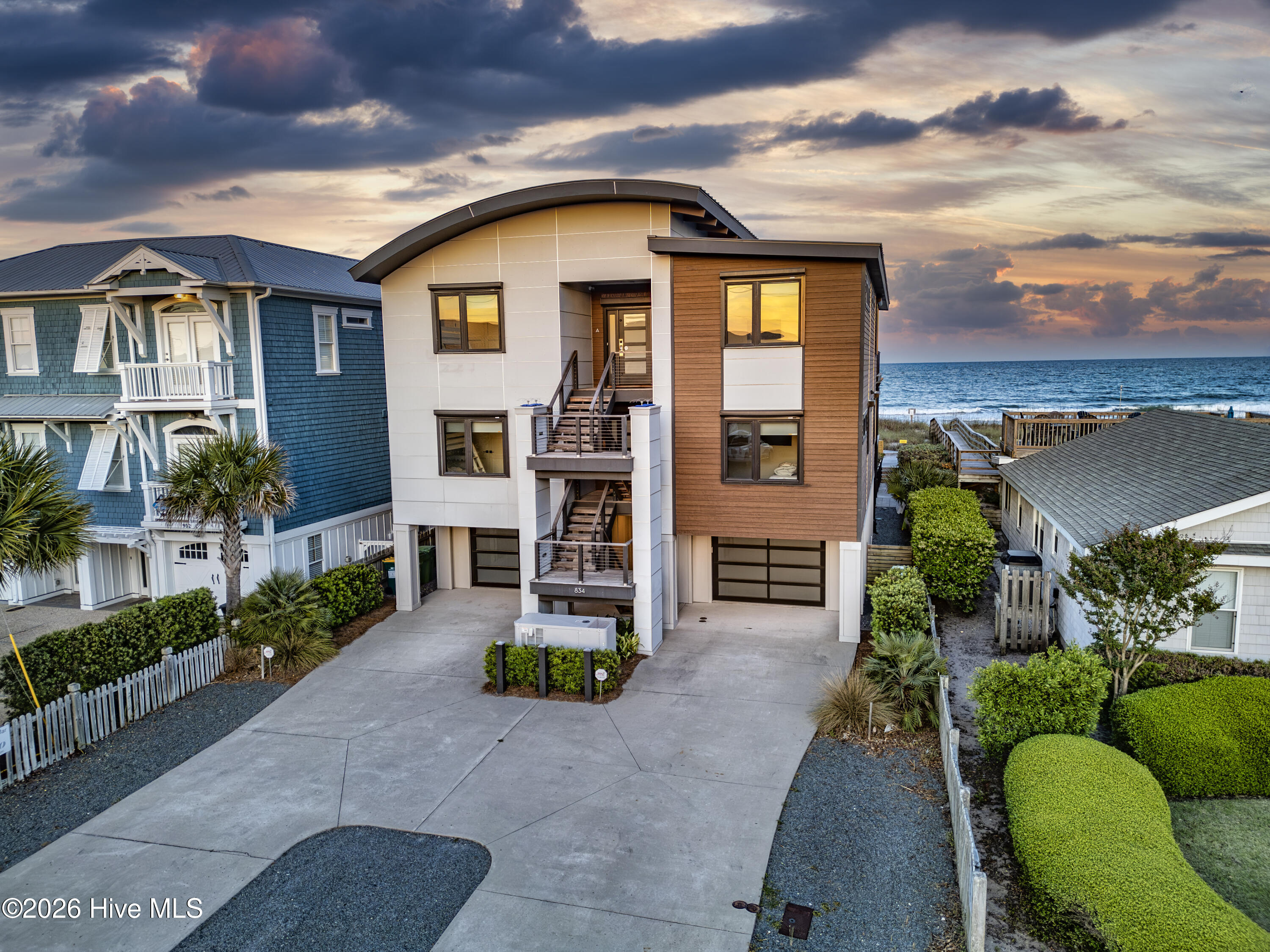 834 Fort Fisher Boulevard N