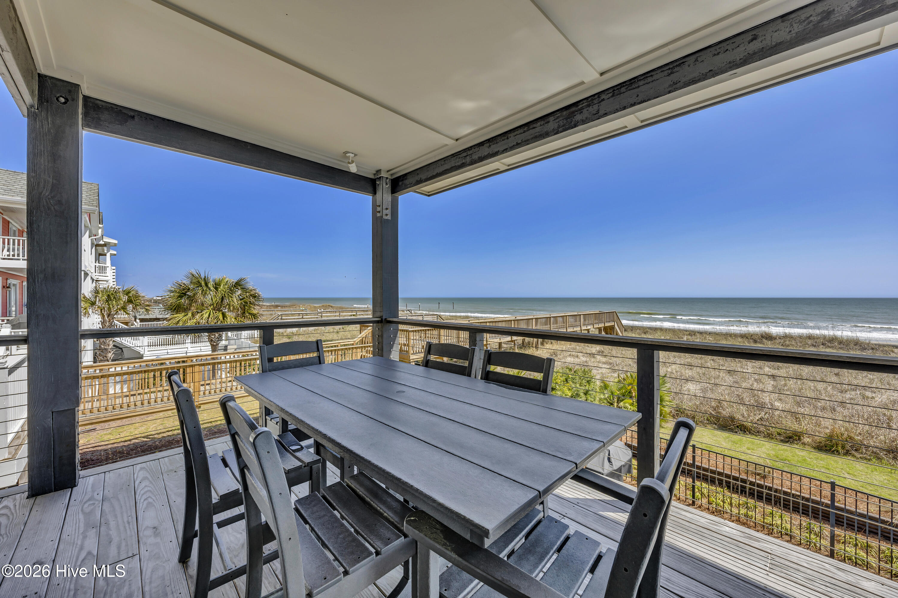 834 Fort Fisher Boulevard N