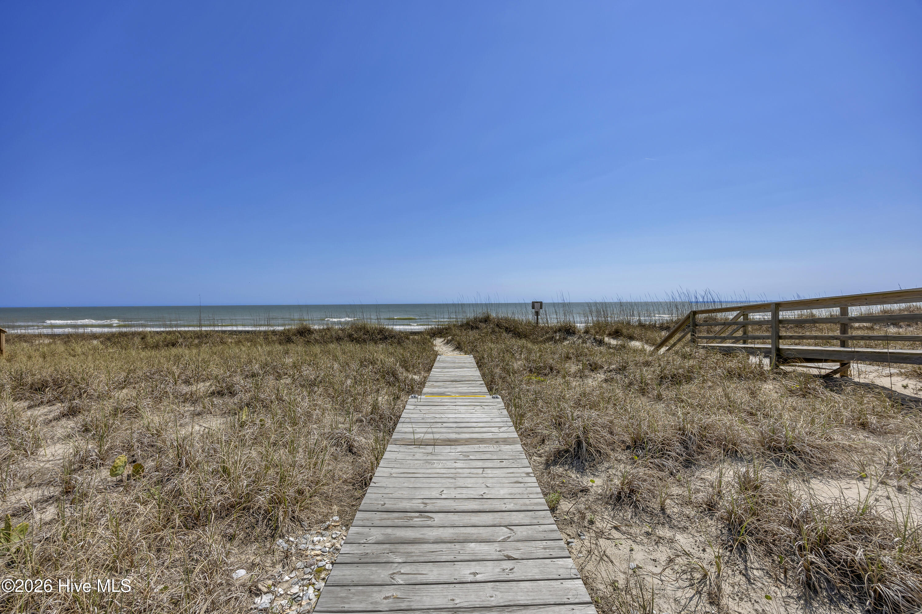 834 Fort Fisher Boulevard N