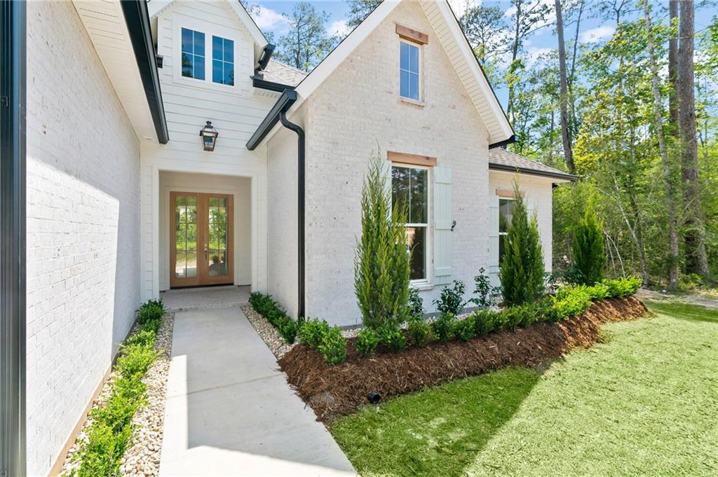 5064 TWIN RIVER Place