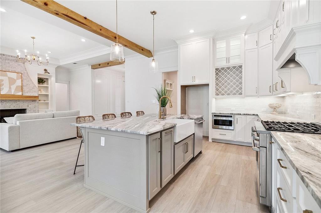 5064 TWIN RIVER Place