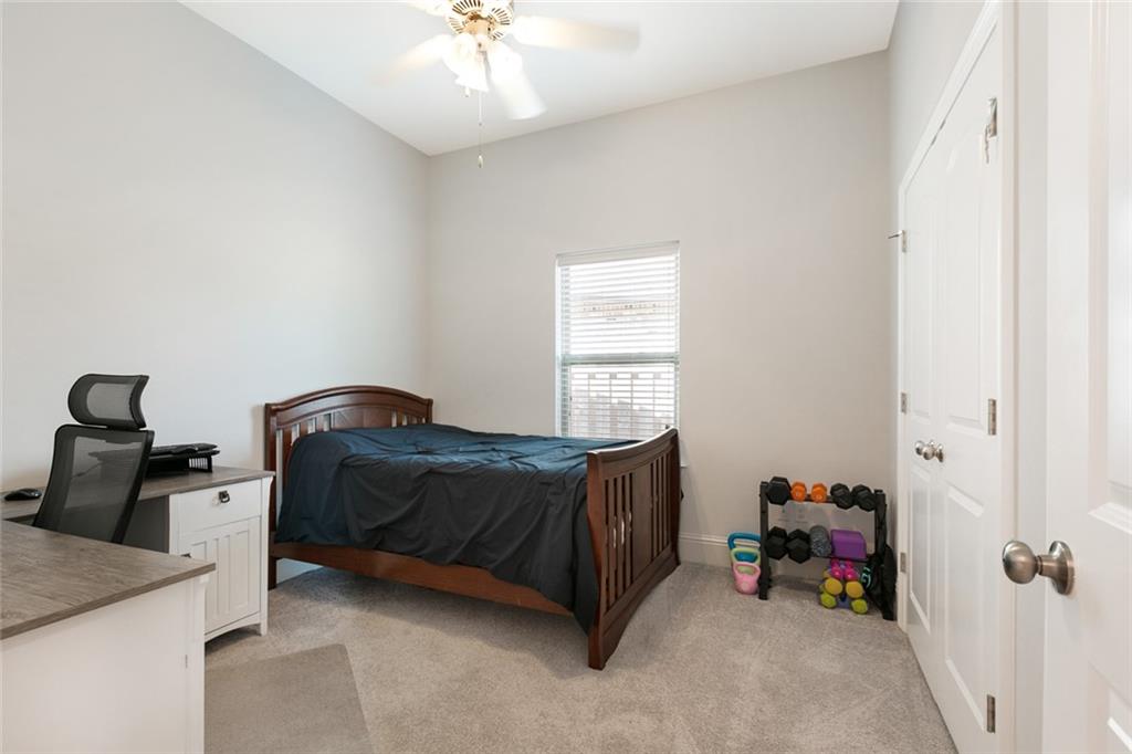 1124 CYPRESS CROSSING Drive