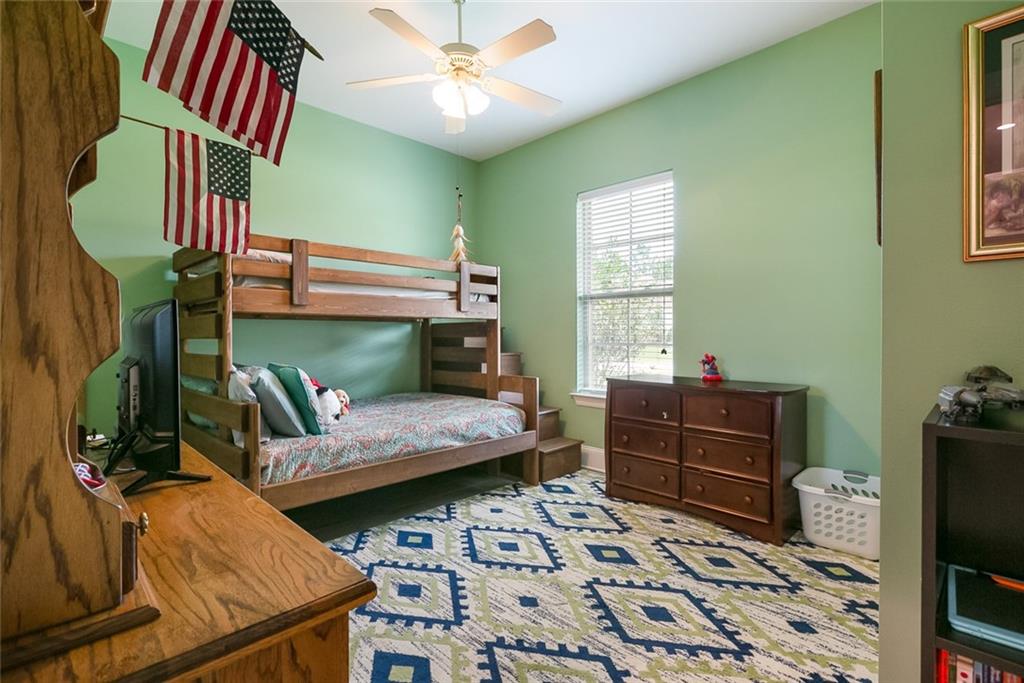 1124 CYPRESS CROSSING Drive