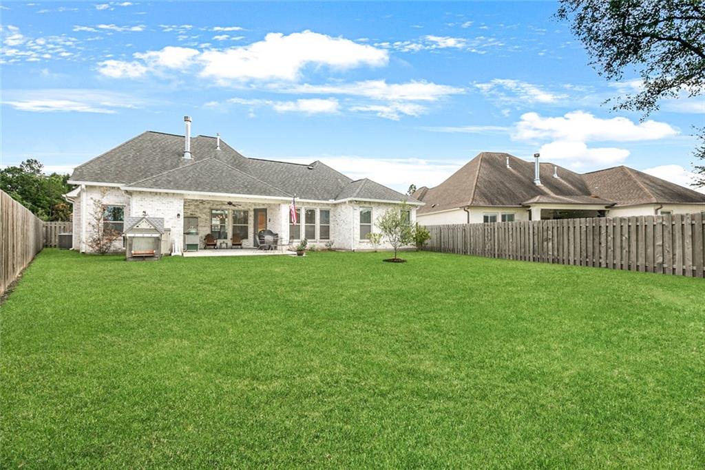 1124 CYPRESS CROSSING Drive