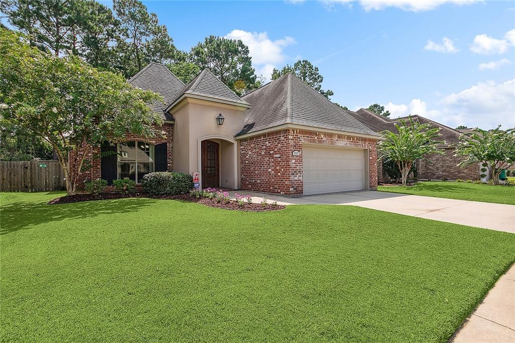 717 N BROWN THRASHER Loop