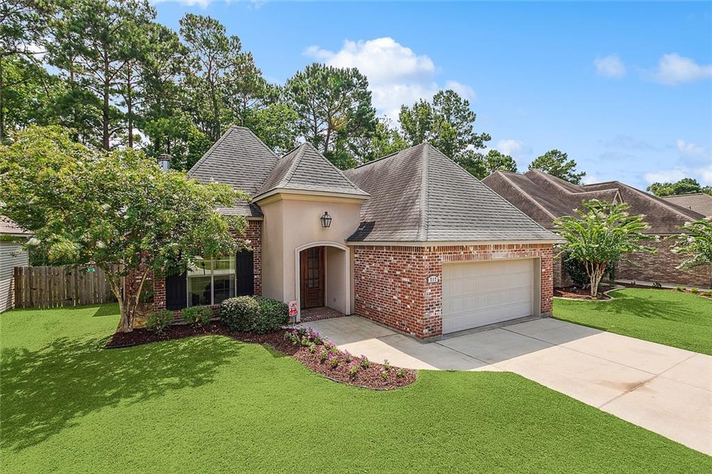 717 N BROWN THRASHER Loop