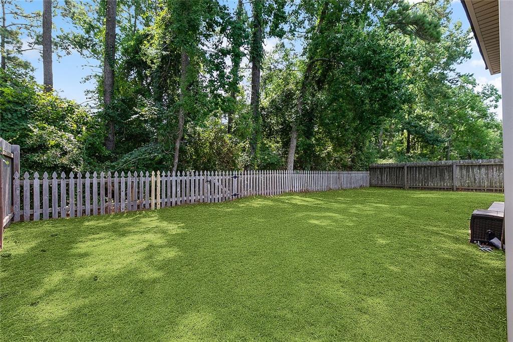 717 N BROWN THRASHER Loop