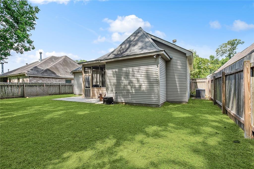 717 N BROWN THRASHER Loop