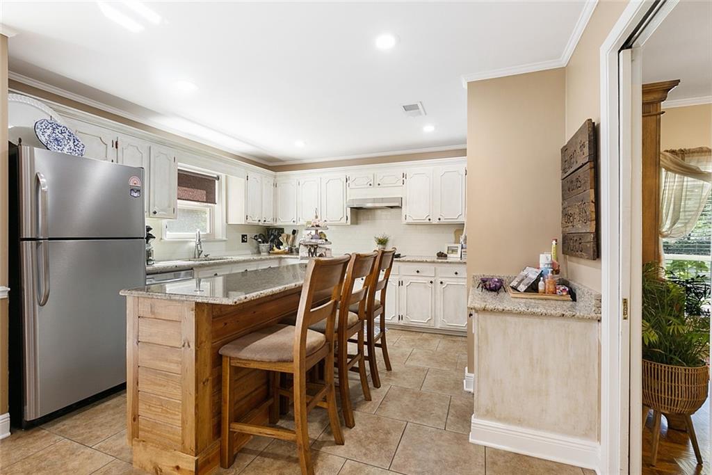 1019 NEEDLE Road