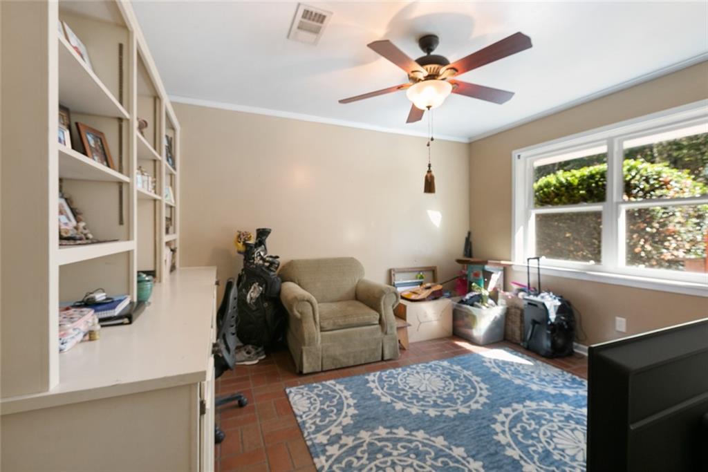1019 NEEDLE Road