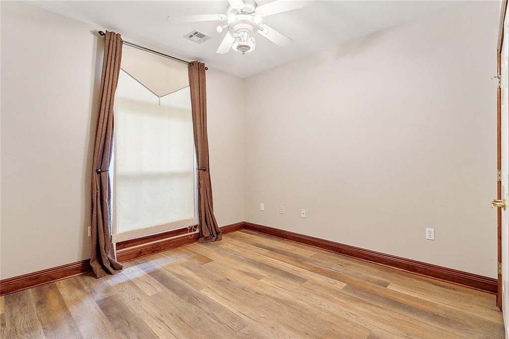 518 GARDEN Lane