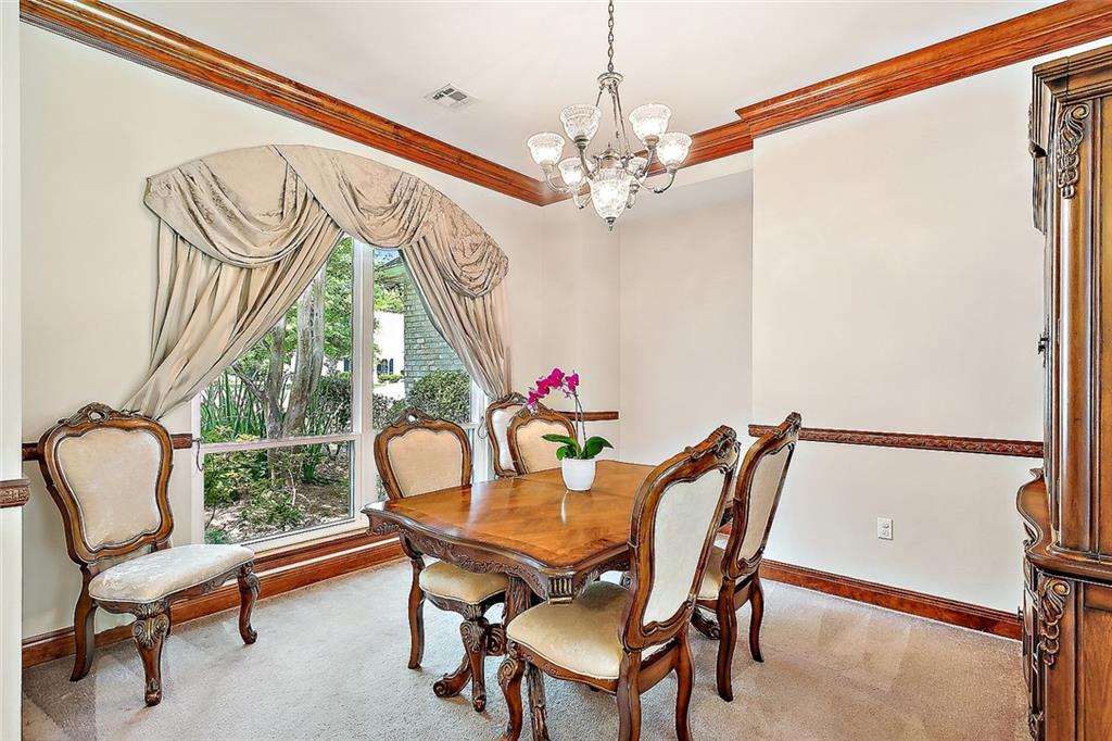518 GARDEN Lane
