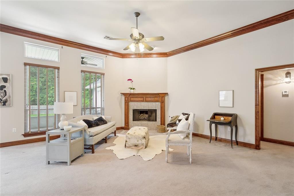 518 GARDEN Lane