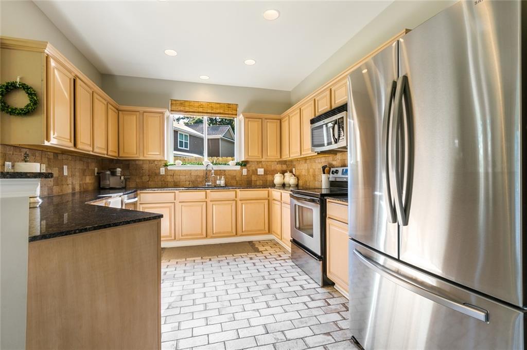138 WHITE HERON Drive