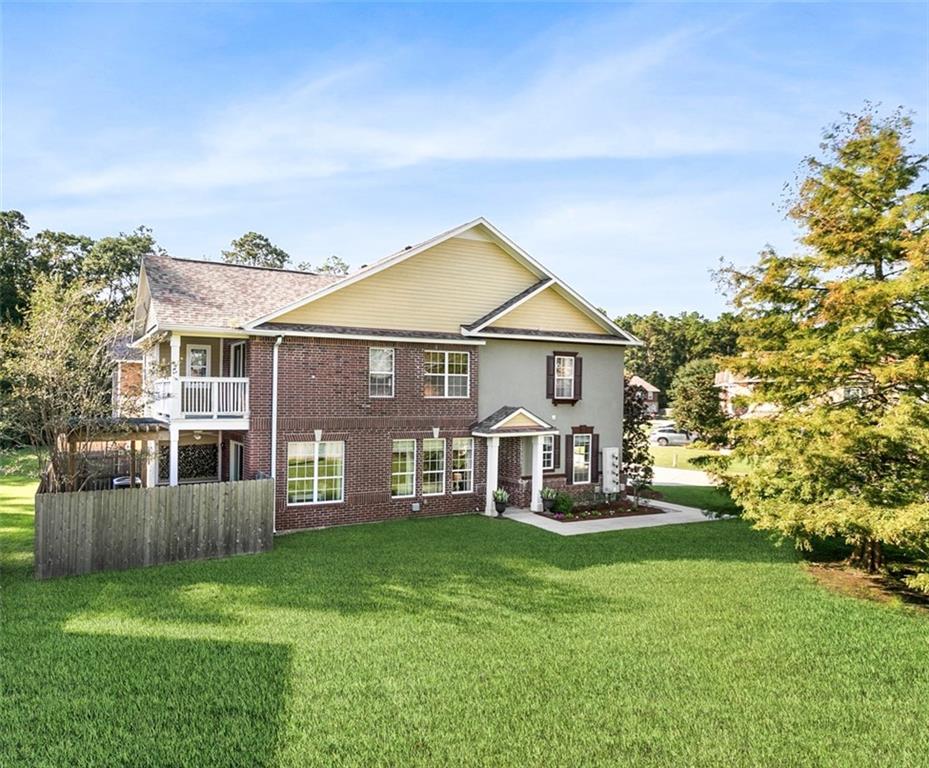 138 WHITE HERON Drive