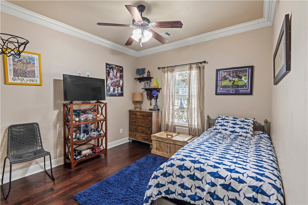 516 ENGLISH OAKS Drive