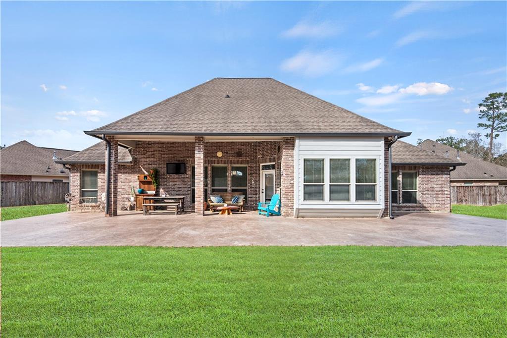 516 ENGLISH OAKS Drive