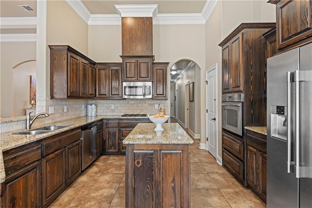 516 ENGLISH OAKS Drive