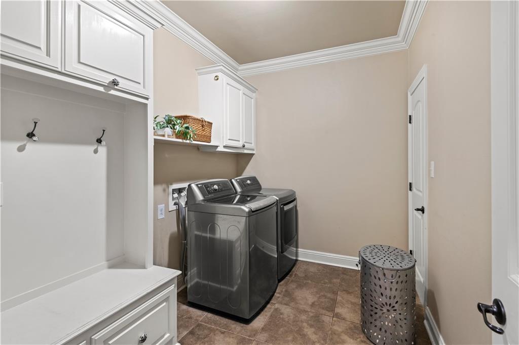 516 ENGLISH OAKS Drive