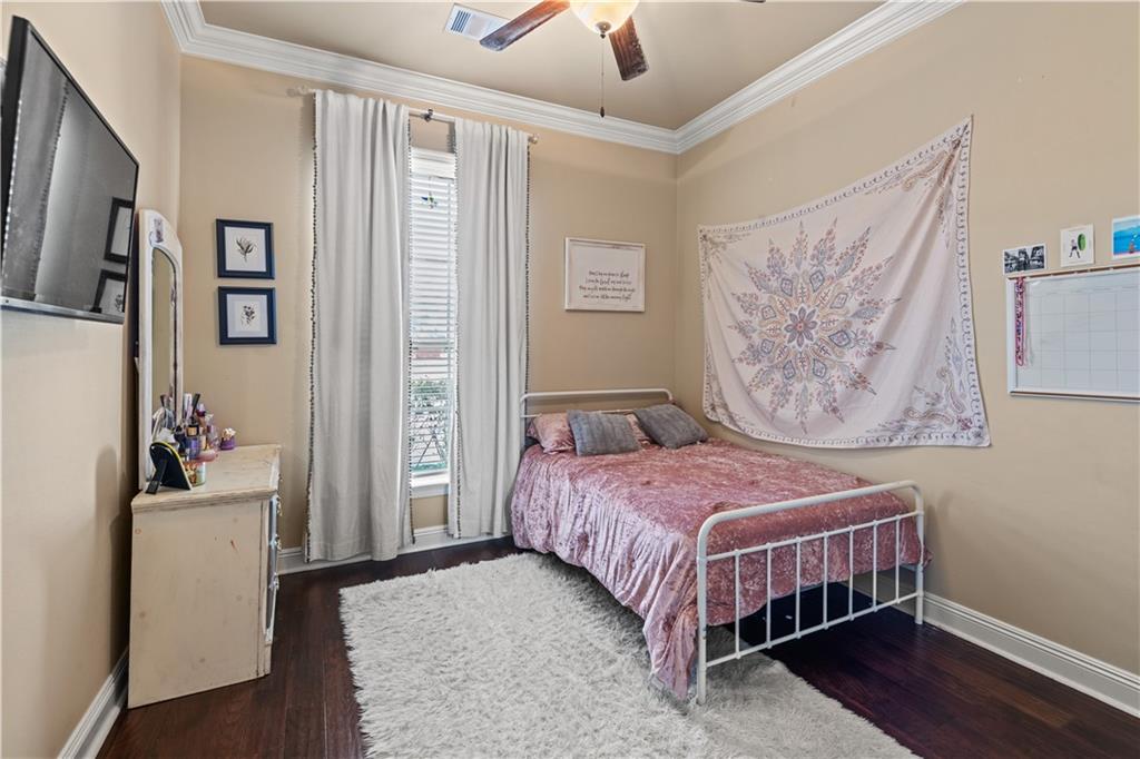 516 ENGLISH OAKS Drive