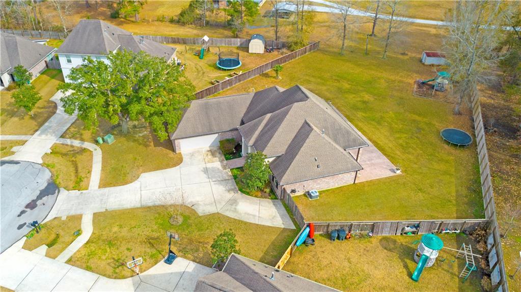 516 ENGLISH OAKS Drive
