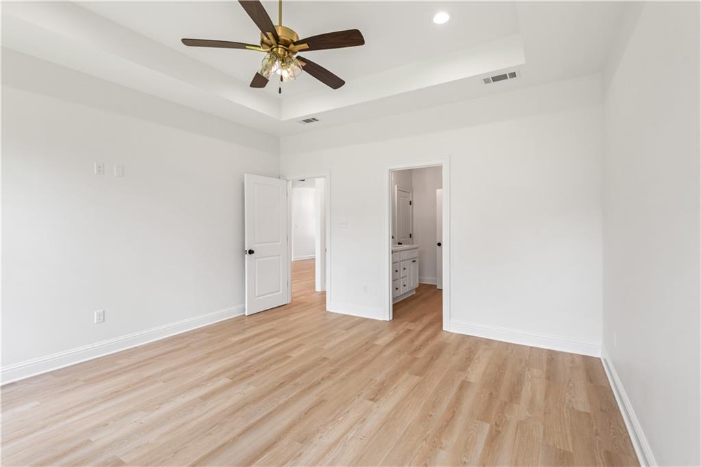 1553 LIVE OAK Street