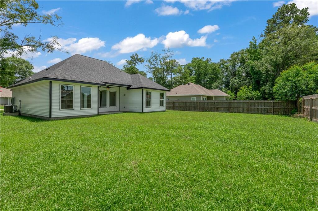 1553 LIVE OAK Street