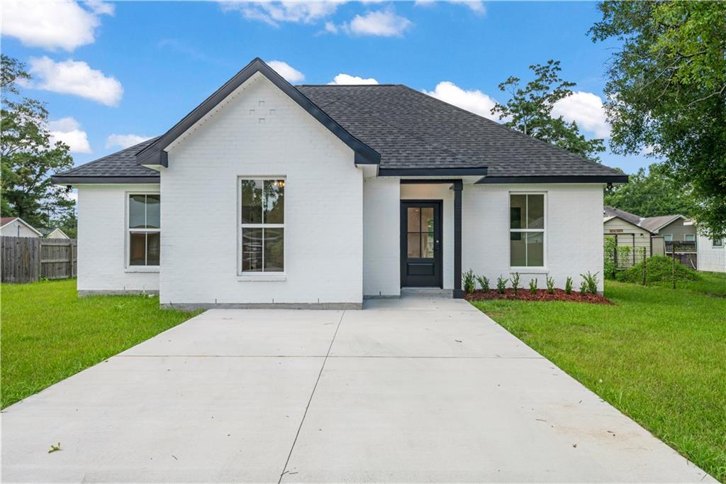 1553 LIVE OAK Street