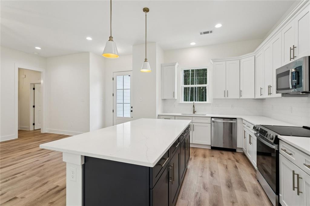 43394 LAUREN Lane