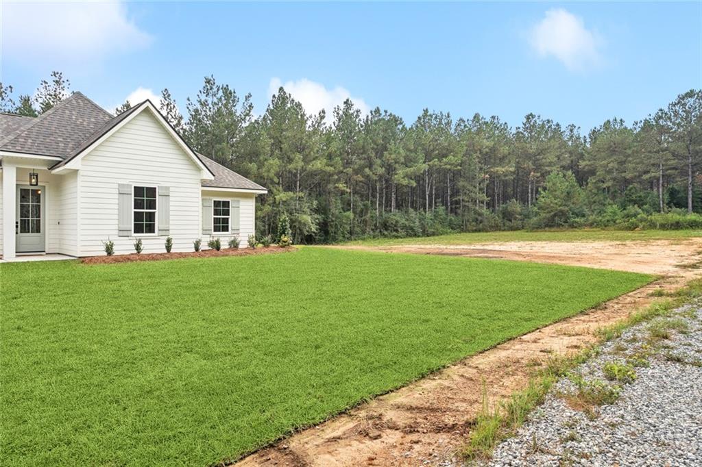 43394 LAUREN Lane