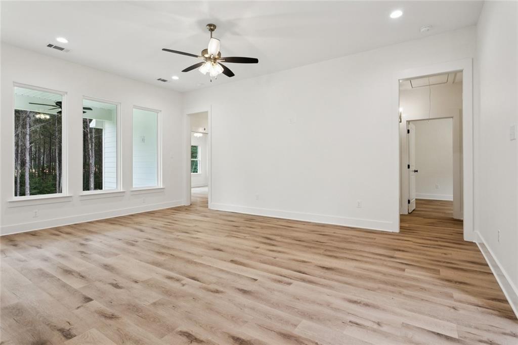 43394 LAUREN Lane