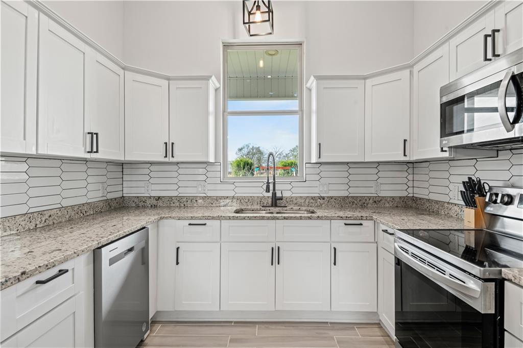 19867 KASH ESTATES Road