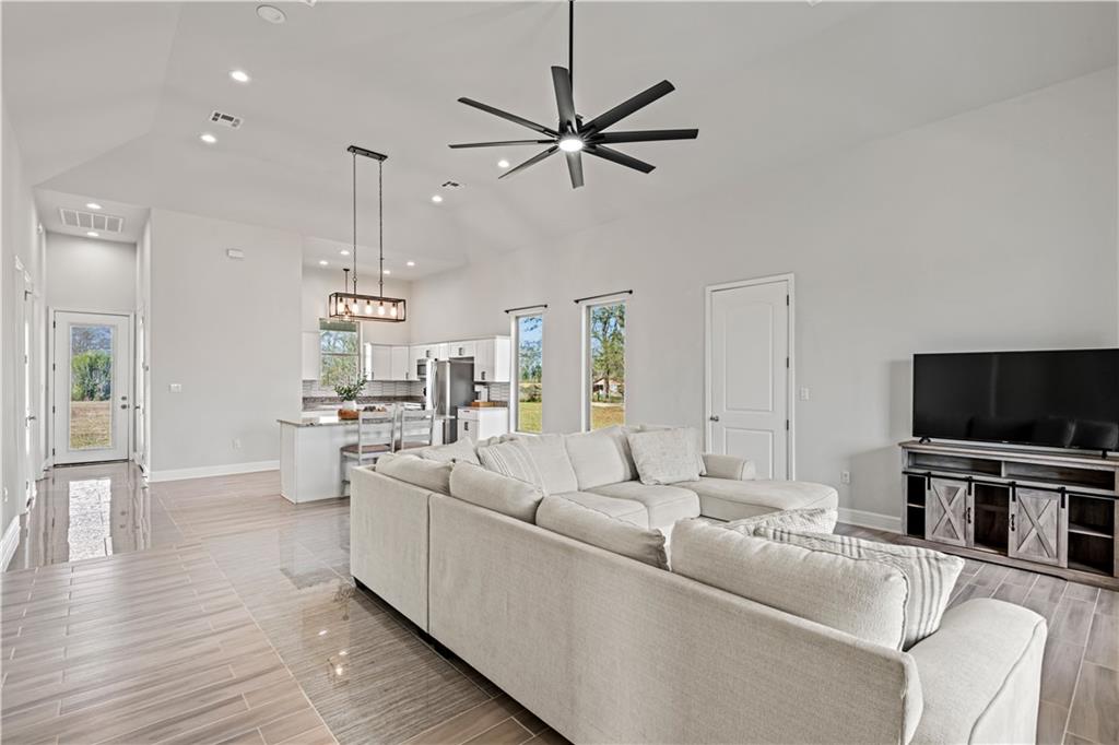 19867 KASH ESTATES Road