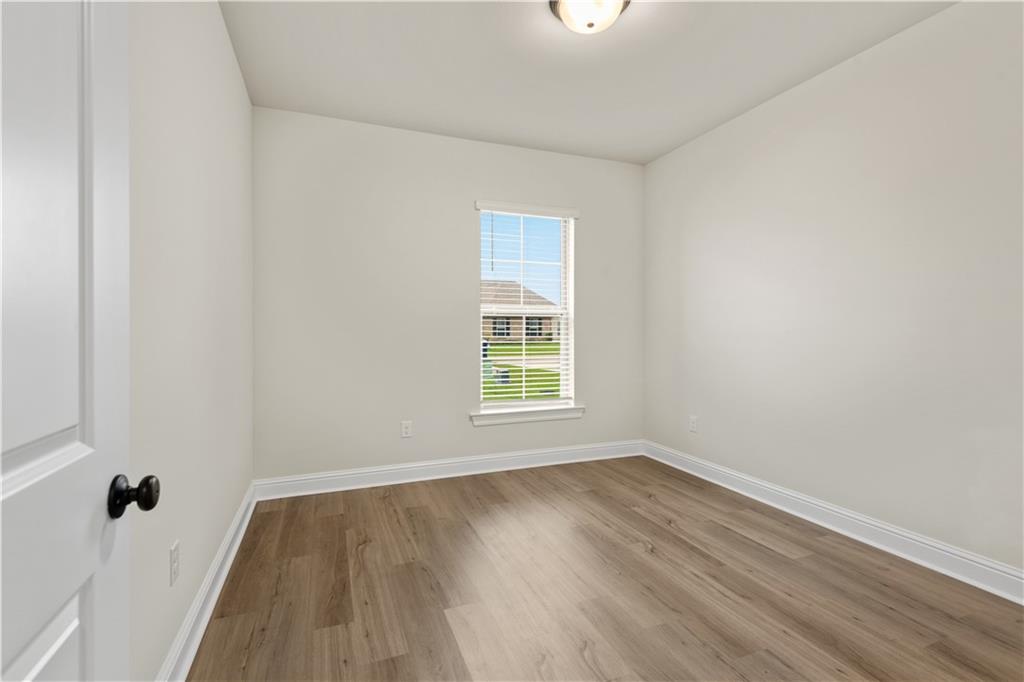 1421 ZACHERY Court