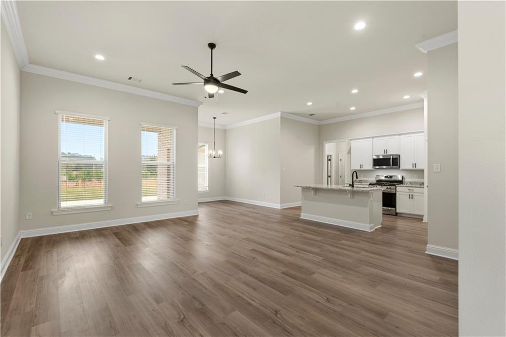 1421 ZACHERY Court