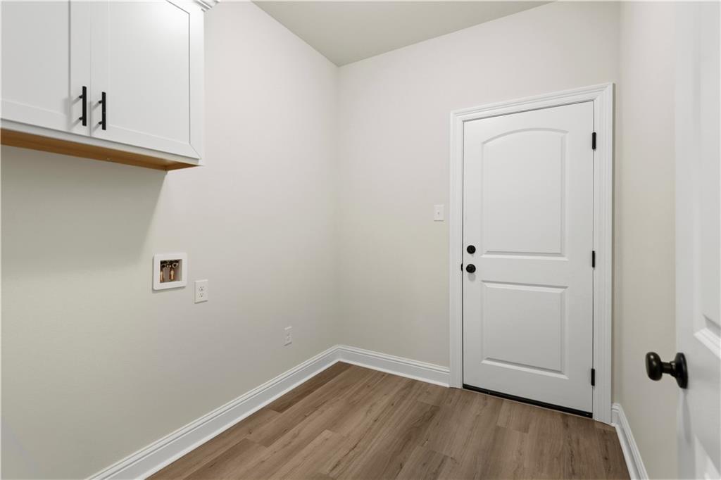 1421 ZACHERY Court