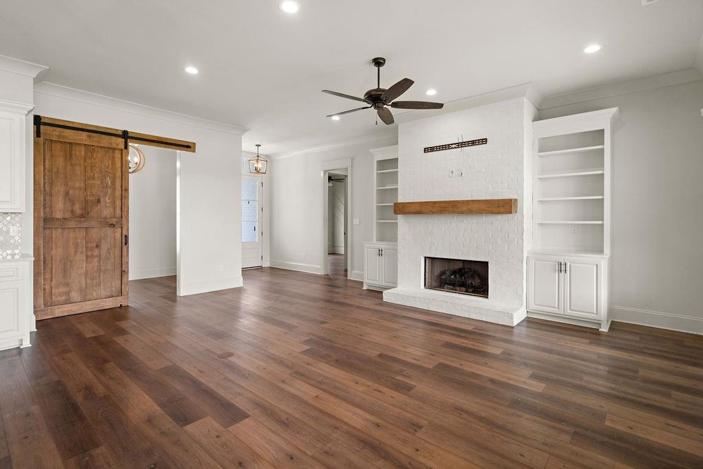 8025 BEDICO TRAIL Lane