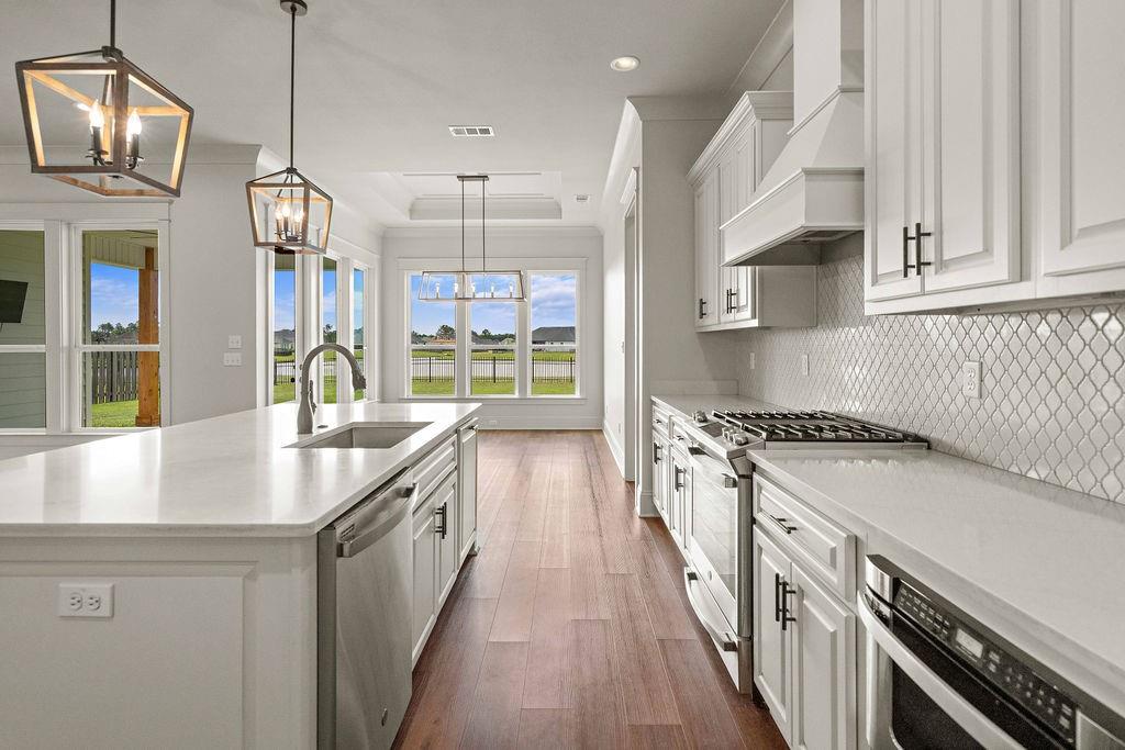 8025 BEDICO TRAIL Lane