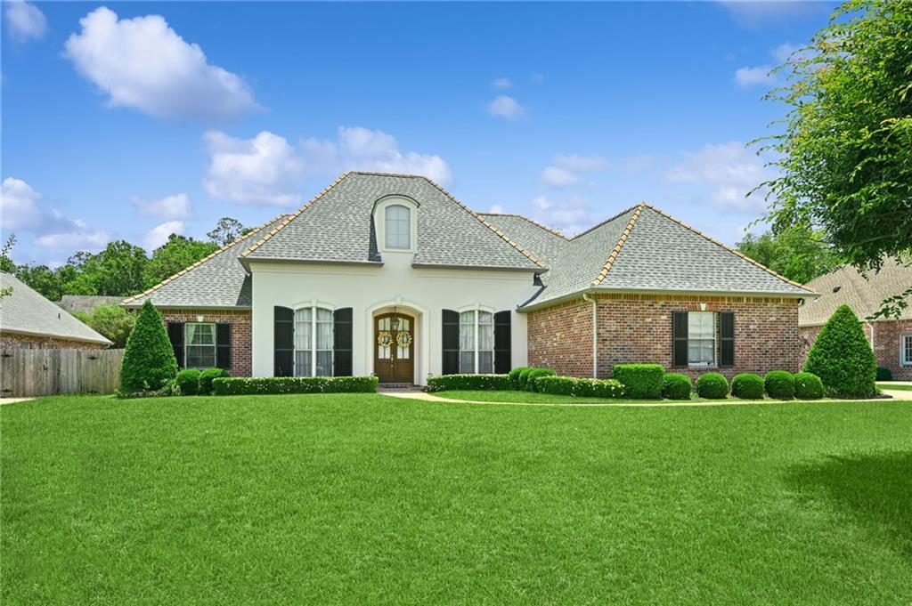 1081 WHITETAIL Drive