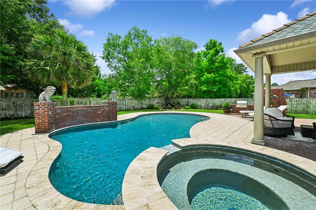 1081 WHITETAIL Drive