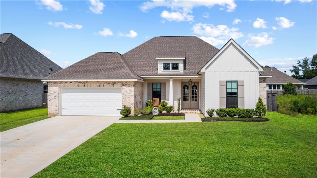 2017 WHITE DOVE Drive