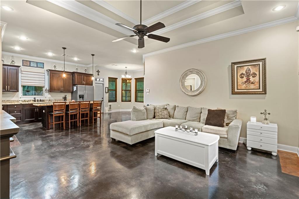 300 SUMMIT Court